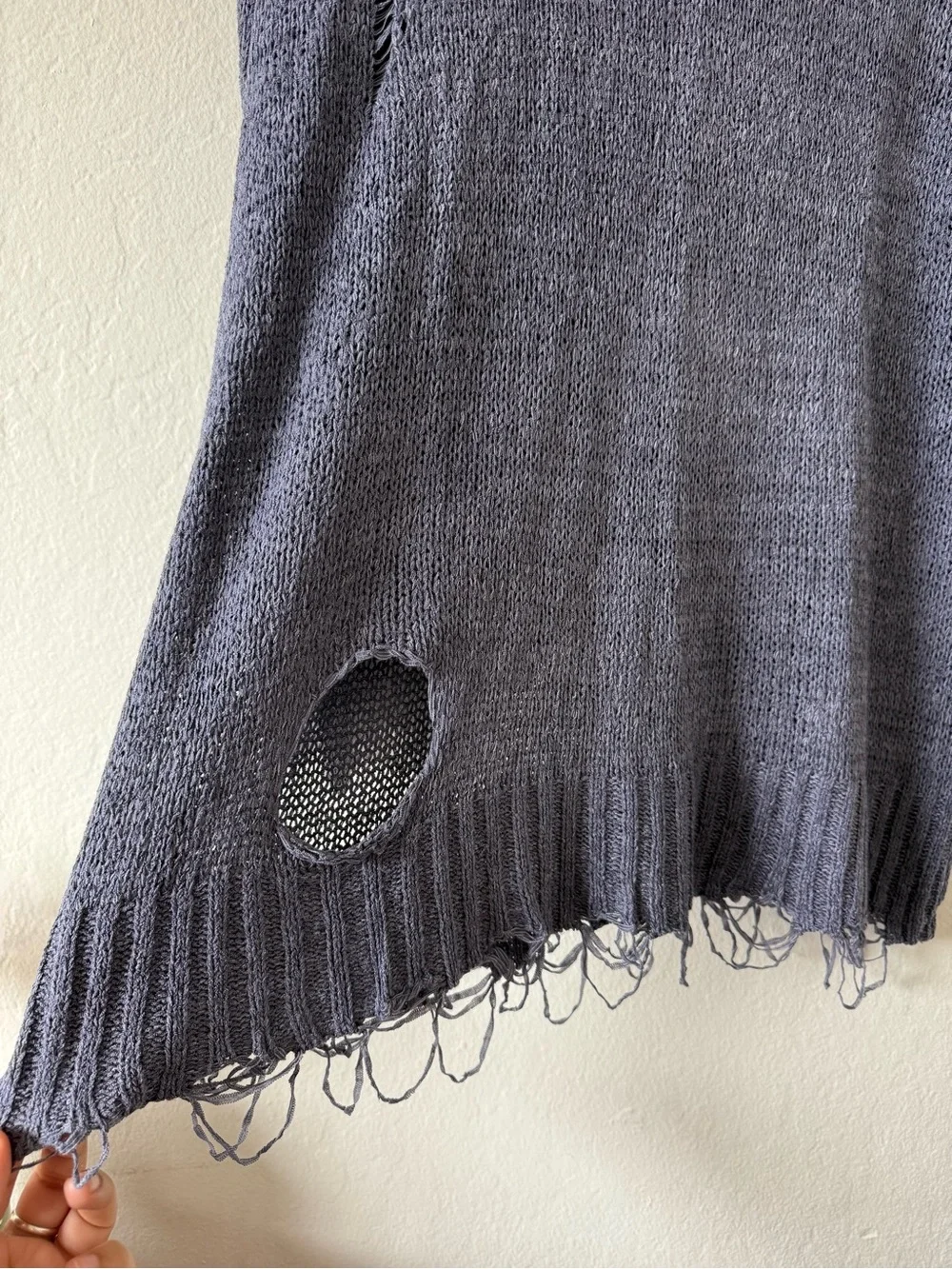 Sage & Flower Clothing Co. Blue Distressed Tunic Top Size Large / XL